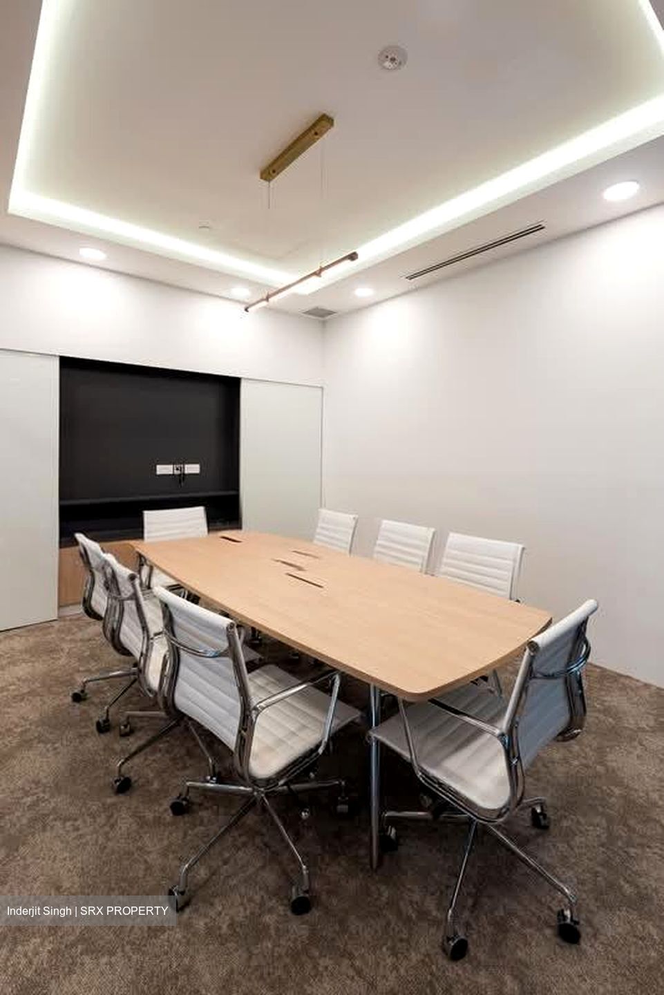 PLUS (D1), Office #579058661